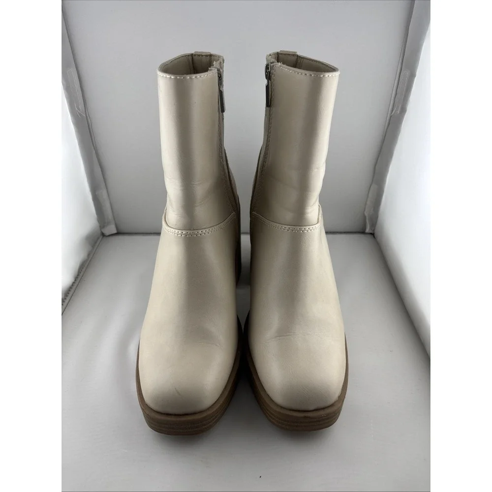 Universal Threads Chunky Ankle Zip Heel Boots Cream Faux Leather Women Size 9